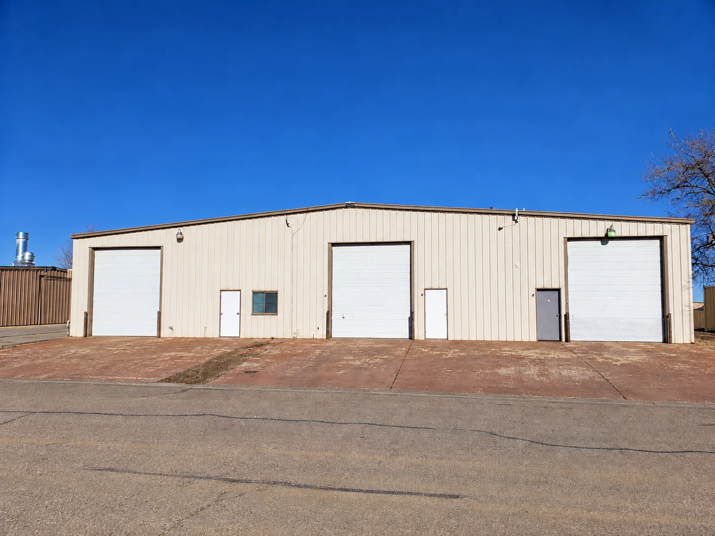 Retouched archival front elevation of 204 Versaw Court, January 2019; vehicles, dumpster and exterior equipment removed